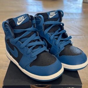 Nike Kids Black and Blue High-Top Sneakers